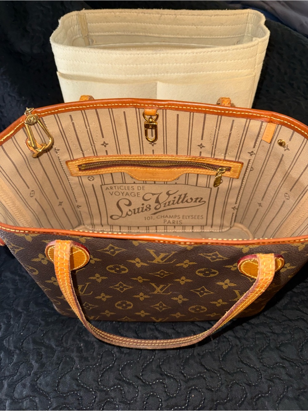 Louis Vuitton Brown Monogram Canvas Tote with Vachetta Trim - Picture 2 of 4